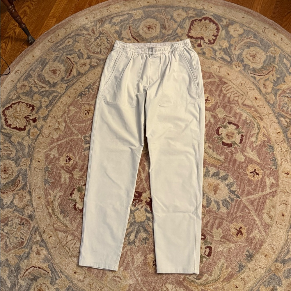 Lululemon Utilitech Classic Fit Pull-On Pant